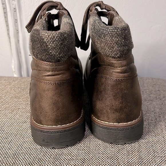 Sonoma Ankle Boots, size 10M. - Picture 6 of 15